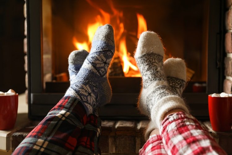 What is Hygge (How to Practice the Danish Lifestyle)