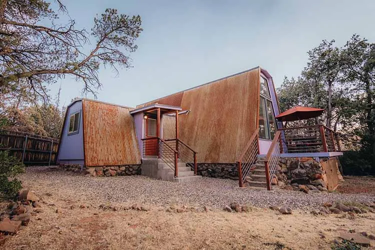 A-Frame cabin w/view of Bell Rock