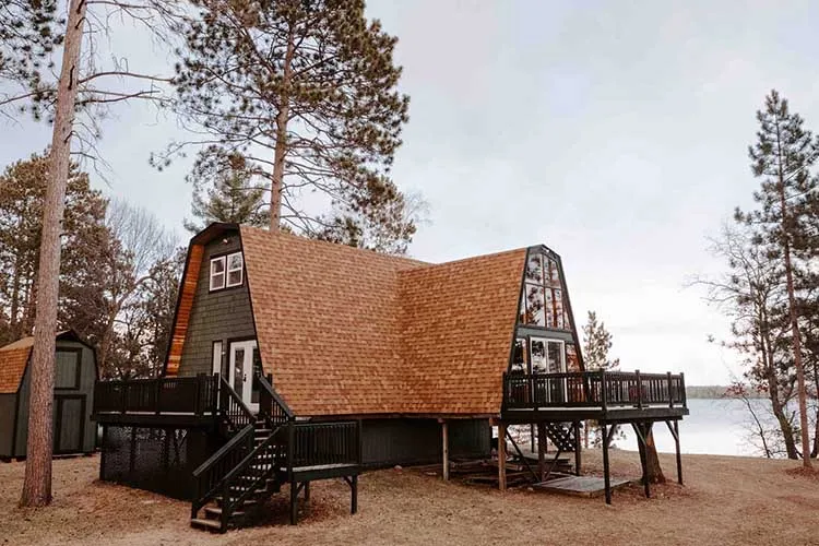 Atlas A-frame // An A-frame on Lake Adney!