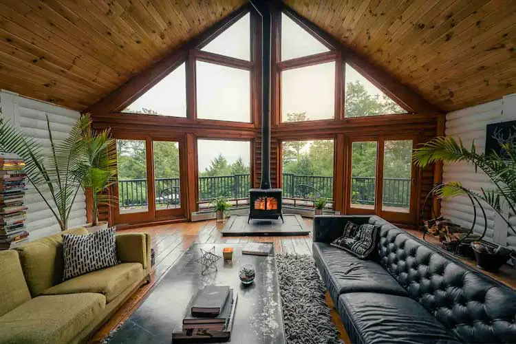 Modern & Chic Log Home-Spectacular Mountain Views!