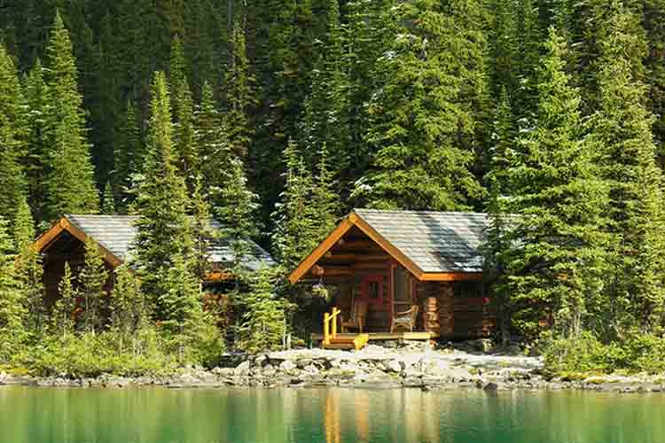 Wooden cabins at Lake O'Hara, Yoho National Park, Canada